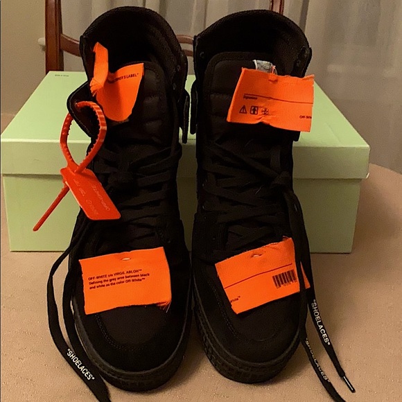 Off-White c/o Virgil Abloh Court Sneaker - NEW